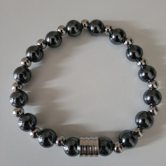 NWT Mens Hematite Luxury Stretch Bracelet Deep Gray, Silvery Accents S M L XL - Picture 4 of 6
